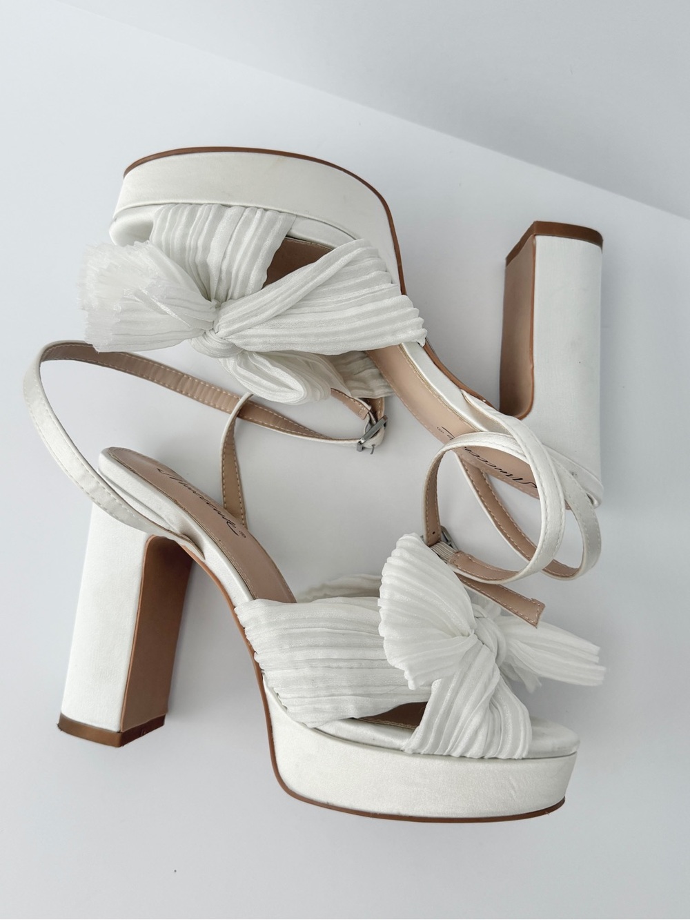 Bridal Open Toe Bow Platform Heels - Picture 10 of 14